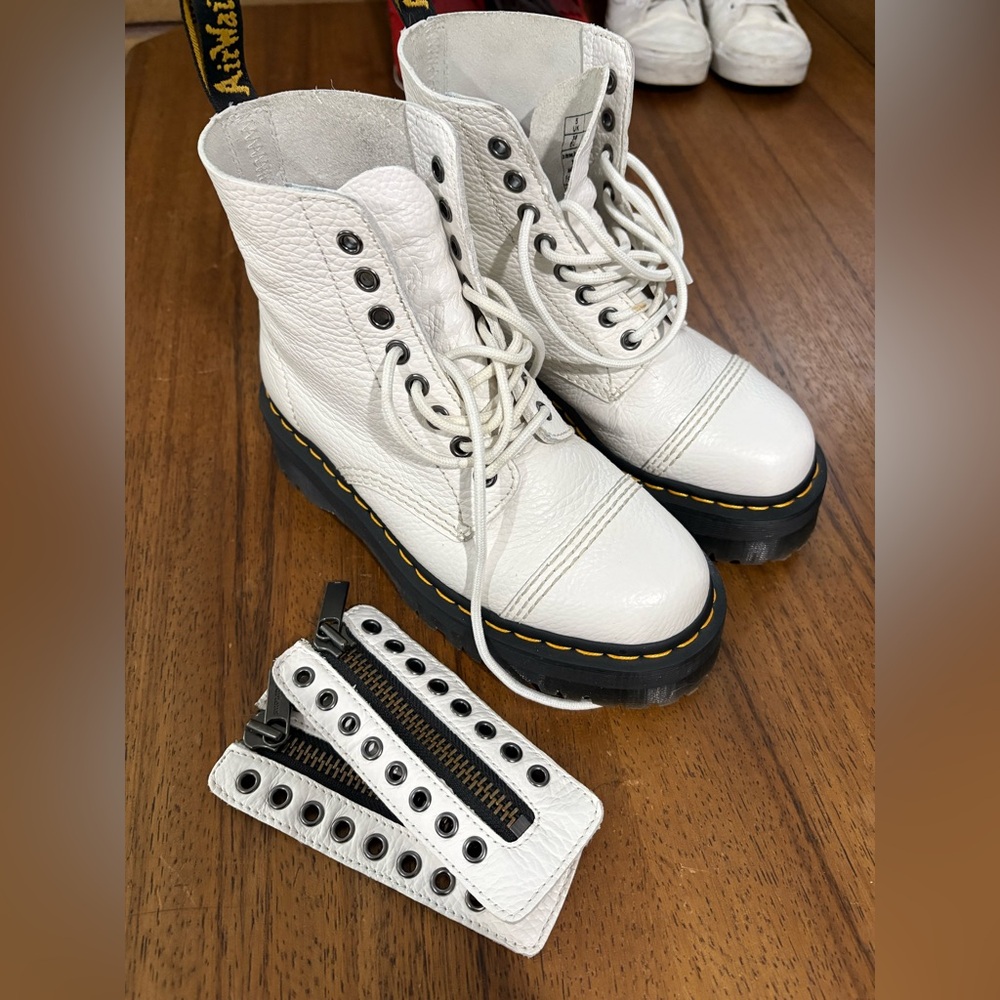 Dr. Marten Sinclair White